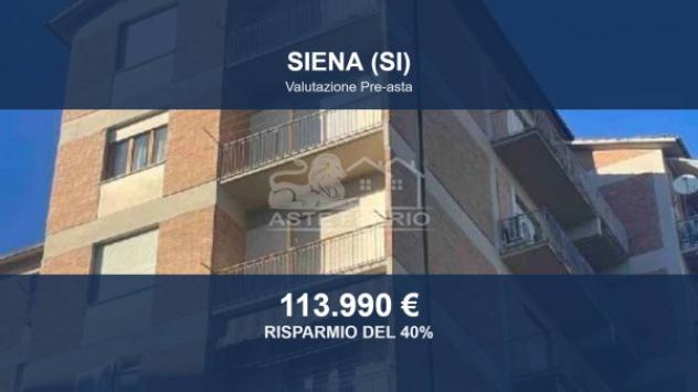 Immobile in asta di 97 m², box auto in vendita a Siena