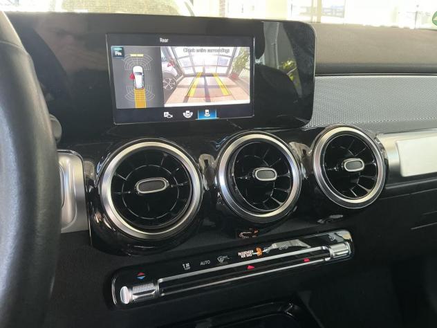 Mercedes-Benz GLB 200 d Premium AMG + LED + TELECAMERA - Foto 5