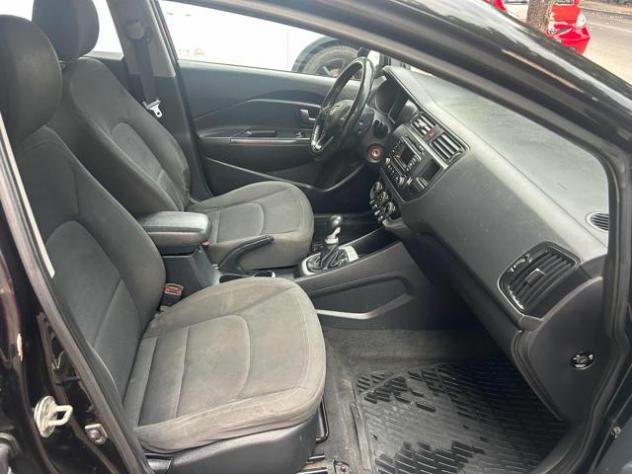 KIA Rio 1.1 CRDi 5p. Cool rif. 23833123 - Foto 10