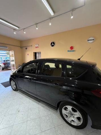Ford C-Max 1.6 120CV GPL Titanium - Foto 6