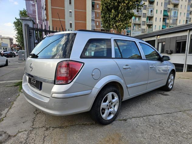 Opel Astra Astra SW 1.7 cdti Cosmo 101cv - Foto 4