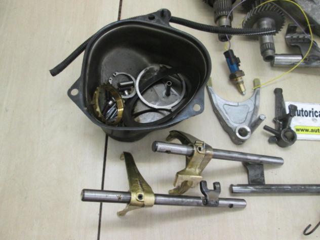 112534543R KIT INGRANAGGI CAMBIO MANUALE RENAULT TWINGO 1.2 43KW 5M 3P (2009) RICAMBIO USATO - Foto 7