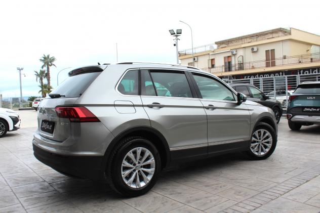 Volkswagen Tiguan 2.0 TDI SCR DSG Business BlueMotion Technology - Foto 2