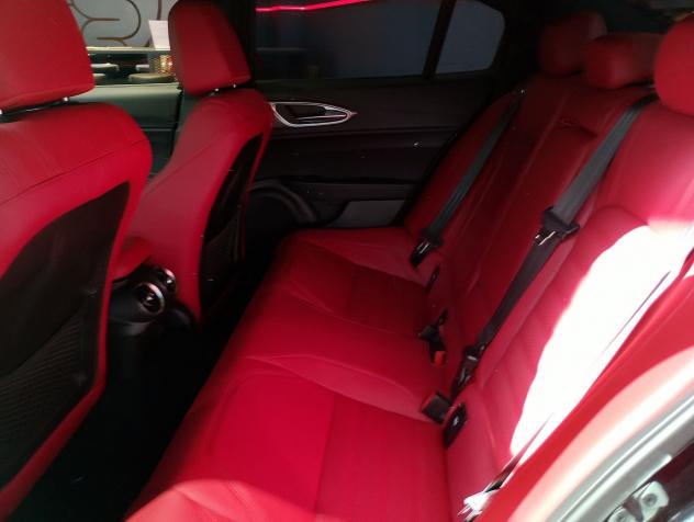 Alfa Romeo Giulia 2.0 T 280cv Veloce AT8 Q4 - Foto 4