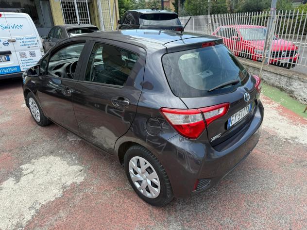 Toyota Yaris 1.5 Hybrid 5 porte - Foto 6