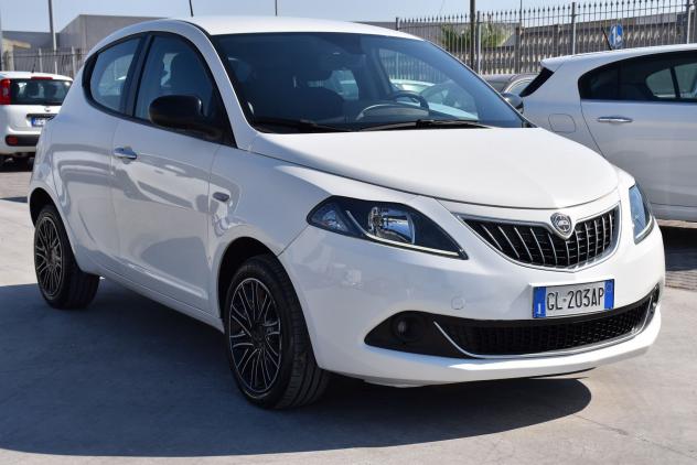 Lancia Ypsilon 1.2 69 CV 5 porte GPL Gold - Foto 3