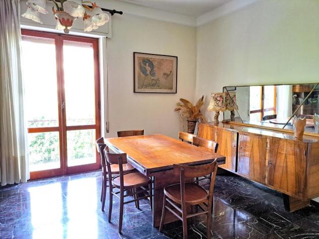 appartamento in vendita a Carrara in zona Stadio