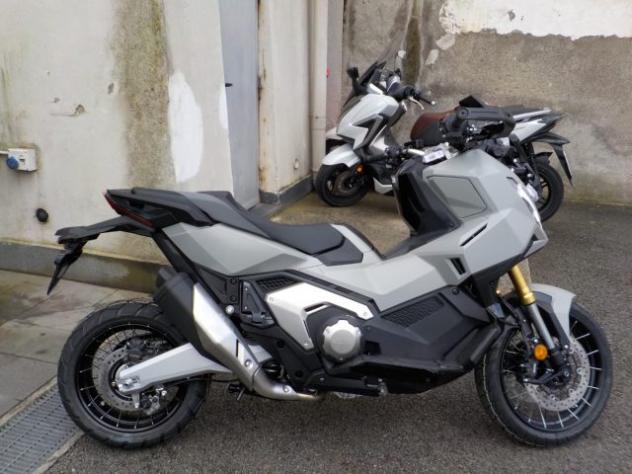 HONDA X-ADV 750 NUOVO rif. 24166470 - Foto 9