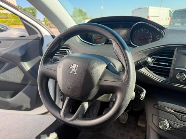 Peugeot 308 1.6 HDi 115 CV S&S Allure - Foto 8