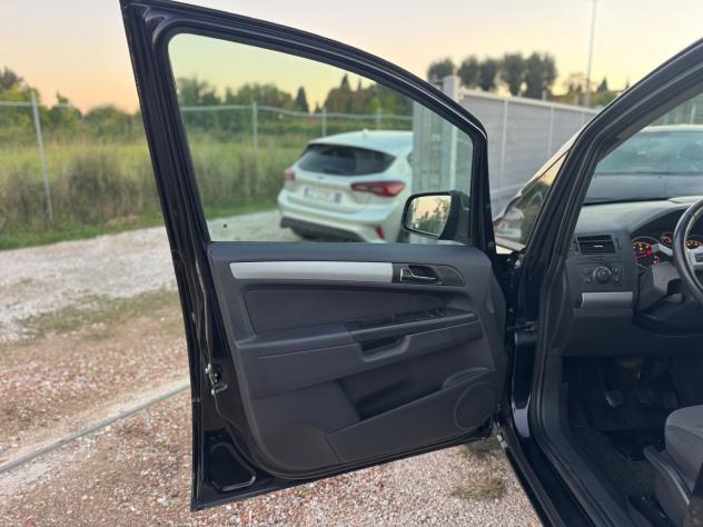 Opel Zafira 1.6 16V ecoM 150CV Turbo Cosmo - Foto 9