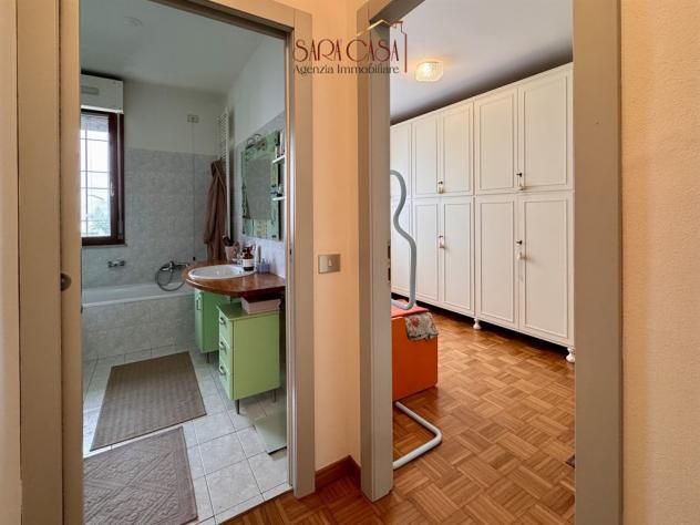 Splendido appartamento con tavernetta e giardino esclusivo - Foto 19
