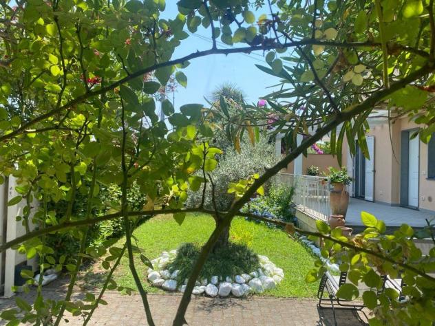 Appartamento in vendita a Montignoso 100 mq Rif: 1222586