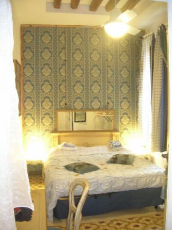 posto letto instanza indipendente castello mq15 affitto Euro600