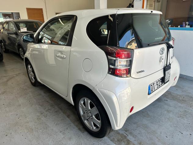 Toyota iQ 1.0 Multidrive - Foto 2