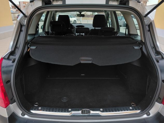 Peugeot 308 Sw 1.6 HDI Comfort - Foto 9
