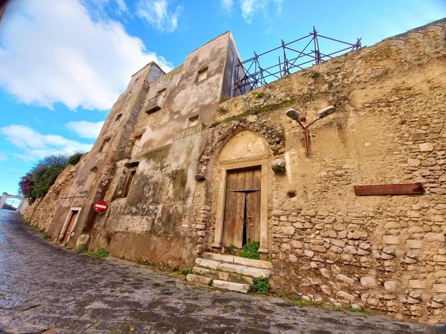 VG08 Antica chiesa e convento nel centro storico - Foto 7