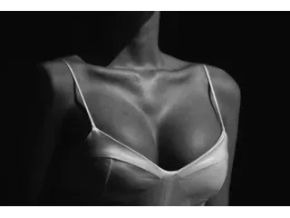 Massaggi - benessere Monza - Massaggio Tel:3444261321