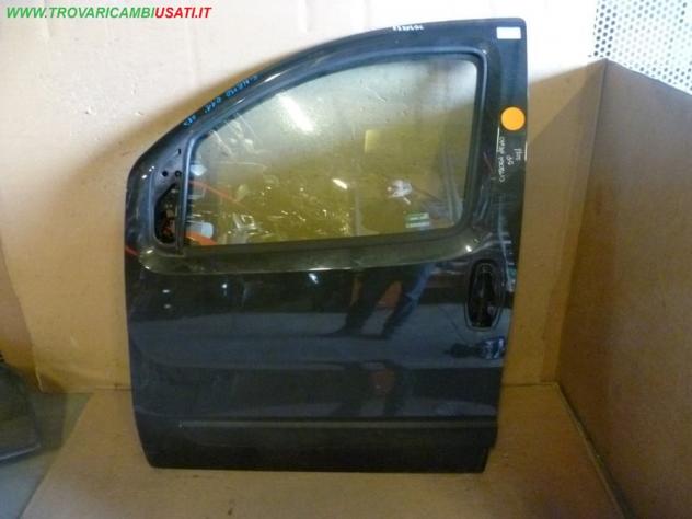 PORTA ANT.S. NERO MET. NO ALZACRISTALLO E NO  SERRATURA  999-U40967 Carrozzeria  Lamierati esterni  Porte  Porta ant. sx. FIAT - FIORINO FURGONE - 200