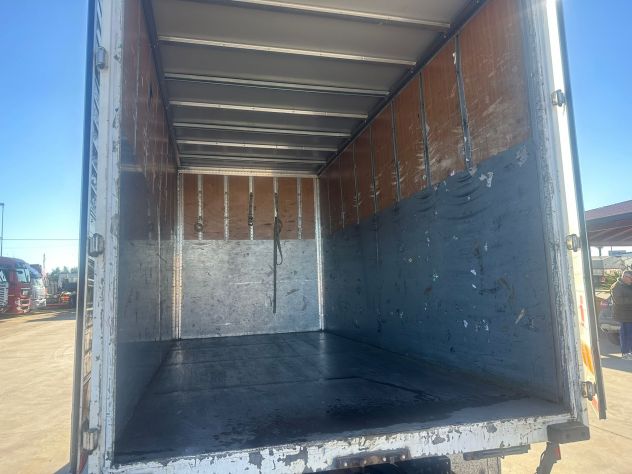EUROCARGO 100E19 FURGONE ALLUMINIO MT 5.00 - Foto 4