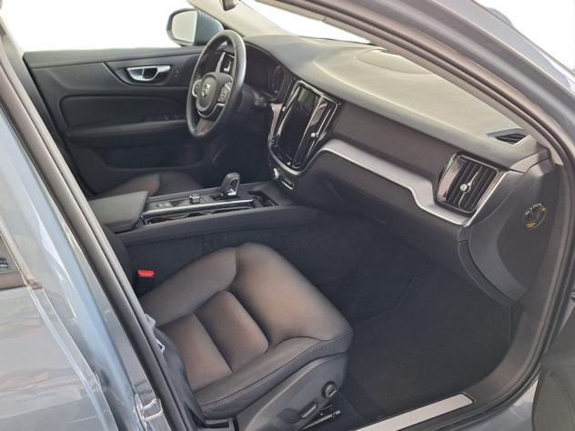 Volvo V60 B4 197+14 CV Mild Hybrid Diesel Automatica NAVI LED Momentum Business - Foto 7