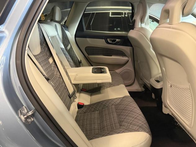 VOLVO XC60 2.0 D 190CV NAVI CAM LED XENO CRUIS 2018 - Foto 10