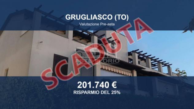 Immobile in asta di 125 m², box auto in vendita a Grugliasco