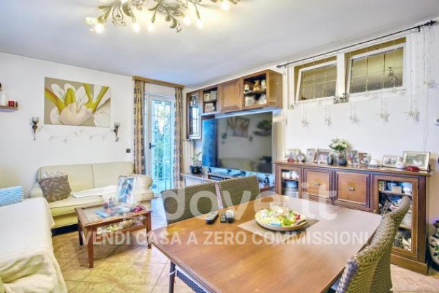Villa di 500 m² con più di 5 locali in vendita a Maccagno con Pino e Veddasca - Foto 13