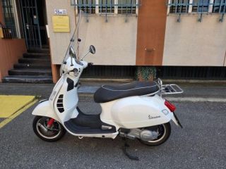 Vespa - GTS 300 - Super