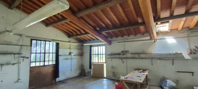 Colonica in Vendita in zona SANT'ANGELO A LECORE con giardino - Foto 7