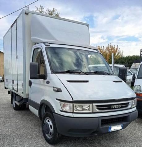 IVECO DAILY 35C10