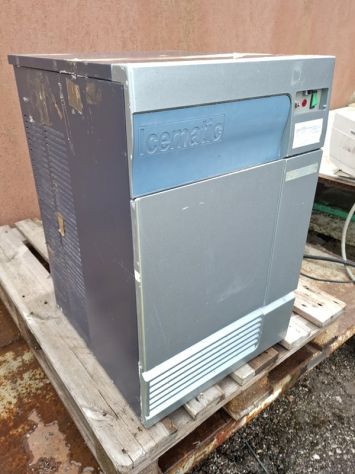 Icematic per cubetti di ghiaccio usato