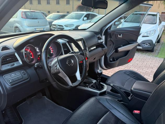 Ssangyong Tivoli 1.6d 2WD Be Hot Aebs TELECAMERA POSTERIORE CRUISE OK NEOPATENTATI - Foto 9