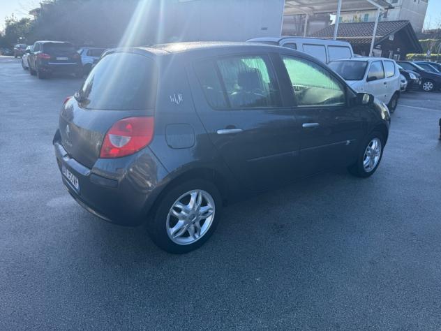 Renault Clio 1.2 16V 5 porte Le Iene GPL - Foto 5