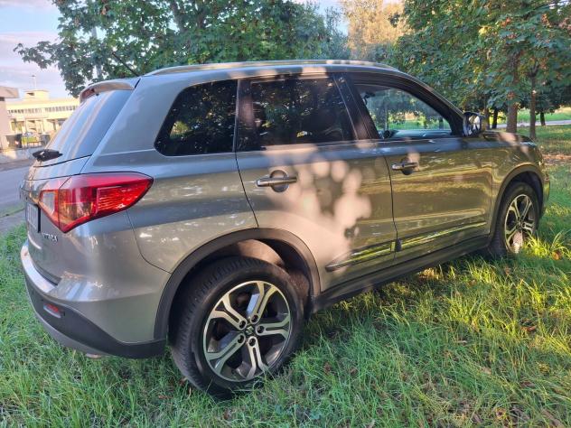 Suzuki Vitara 1.6 DDiS V-Cool-EURO6b-PELLE-NAVI- - Foto 6