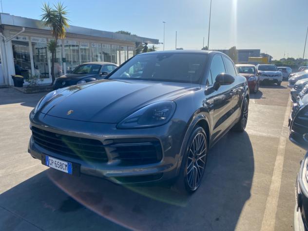 Porsche Cayenne Coup3.0 V6 E-Hybrid Platinum Edition