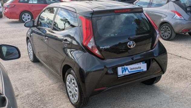 TOYOTA Aygo X-BUSINESS 1.0cc 72cv M-MT rif. 24118936 - Foto 3