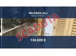 Immobile in asta di 264 m², box auto in vendita a Valenza