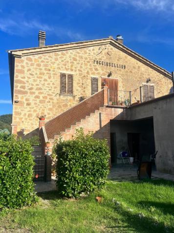 casa indipendente in vendita a Semproniano