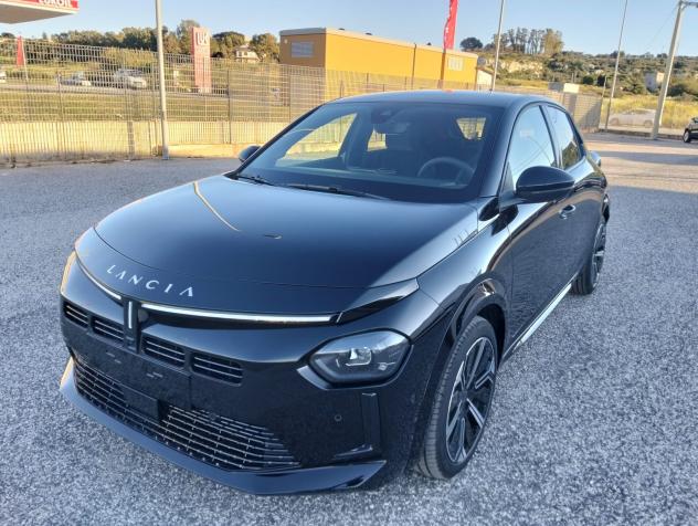 Lancia Ypsilon Hybrid e-DCT LX
