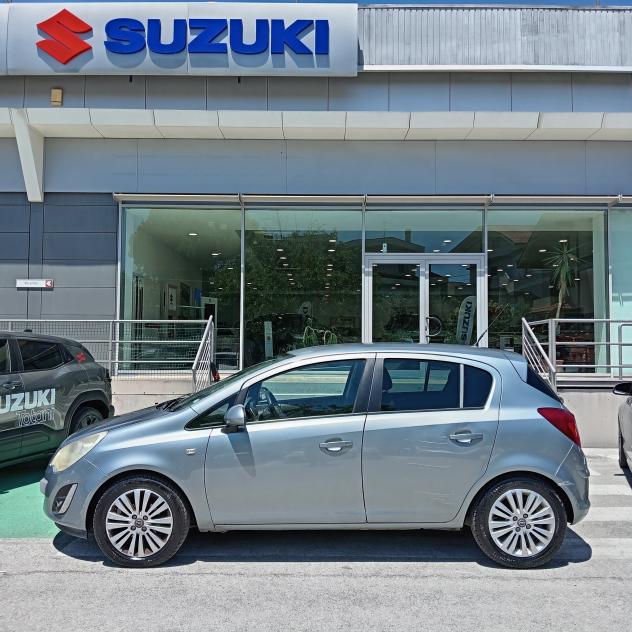 Opel Corsa IV 2010 5p 1.3 cdti Cosmo - Foto 3