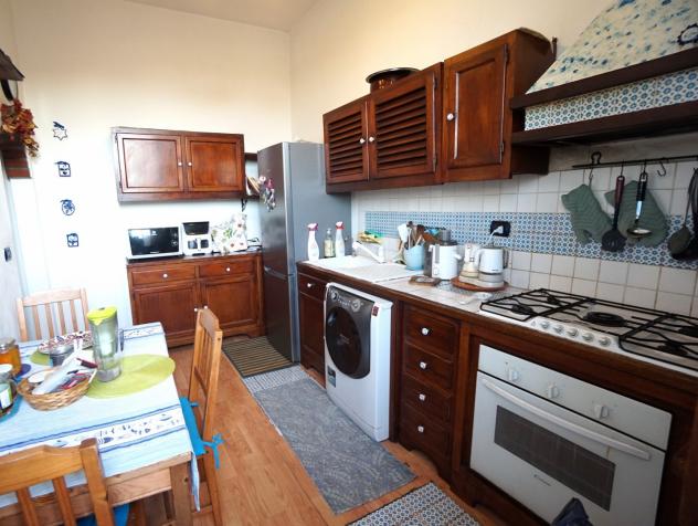 APPARTAMENTO di 3 vani e di 60 mq (FIRENZE) rif. 1/893 - Foto 9