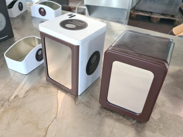 porta zuccheri e tovaglioli usati