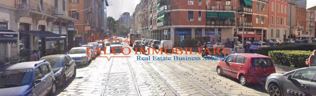 MILANO, VIA RUBENS 14 - VENDESI NEGOZIO 3 VETRINE 105 MQ ca. A REDDITO 8% ca. - Foto 6