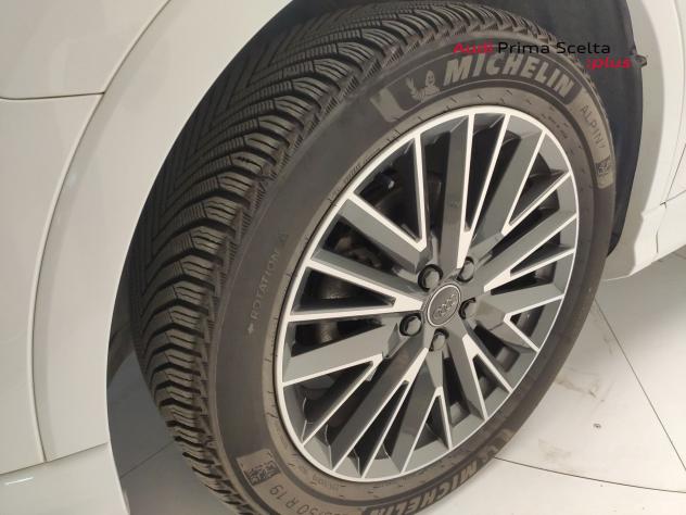 Audi Q3 2.0 35 TDI S Tronic S Line Edition - Foto 9