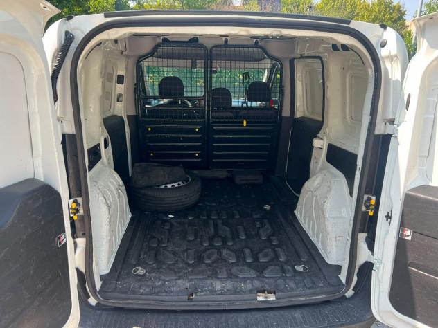 Fiat Dobl1.6 MJT 105CV Pianale Cabinato Maxi 3 posti - Foto 6