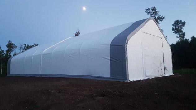 Tunnel da 15,25x24,4m Altezza 7,015m Altezza laterale 3,5m