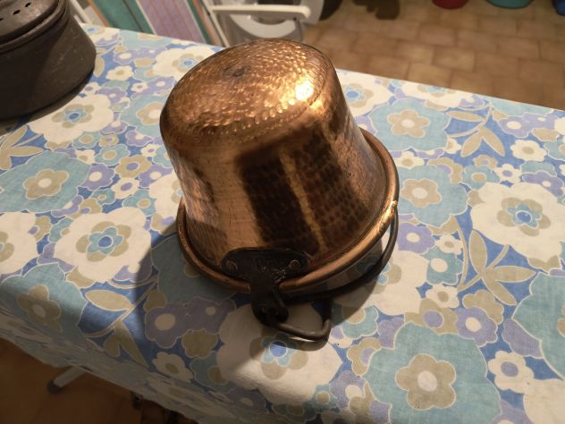 Paiolo / Vaso in rame martellato con manico in ferro – Vintage d'arredo - Foto 5