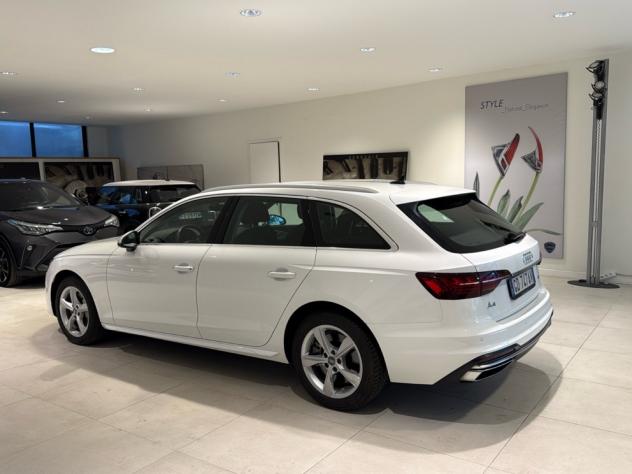 Audi A4 Avant 45TFSI quattro S tronic Bus. Advanced Matrix - Foto 6