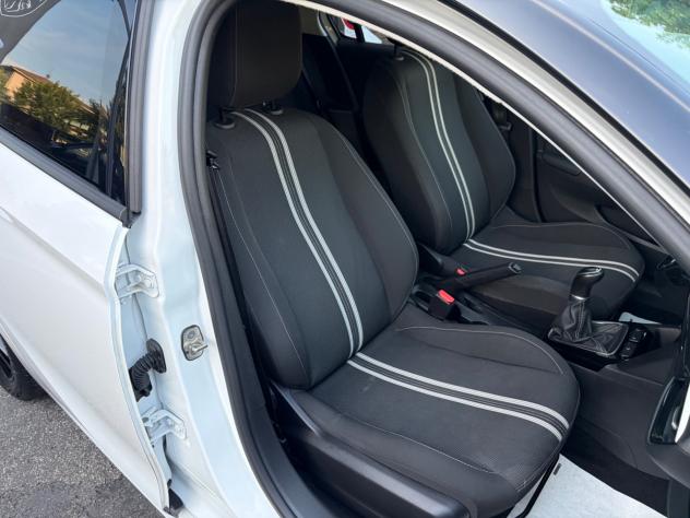 Opel Corsa 1.2 Design & Tech - Foto 10