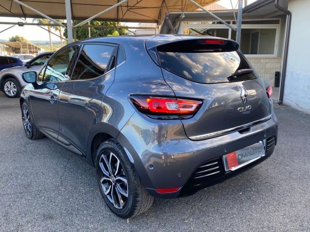 Renault Clio dCi 8V 90 CV 5 porte Moschino Intens - Foto 5
